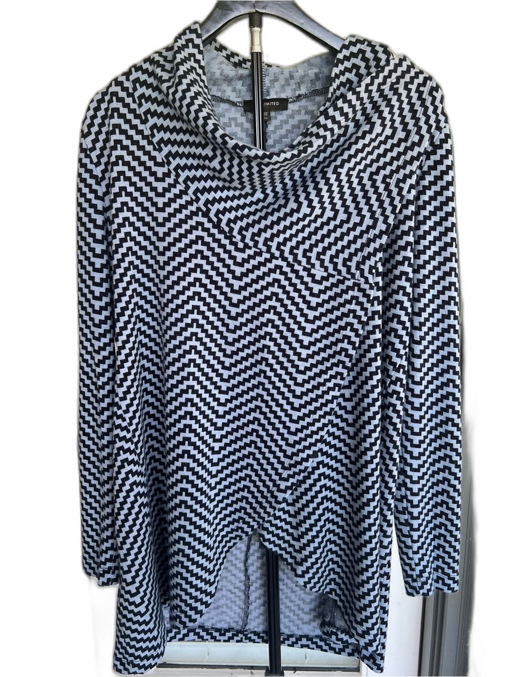 The Limited Black Gray Chevron Print Cowl Neck Long Sleeve Top Size M